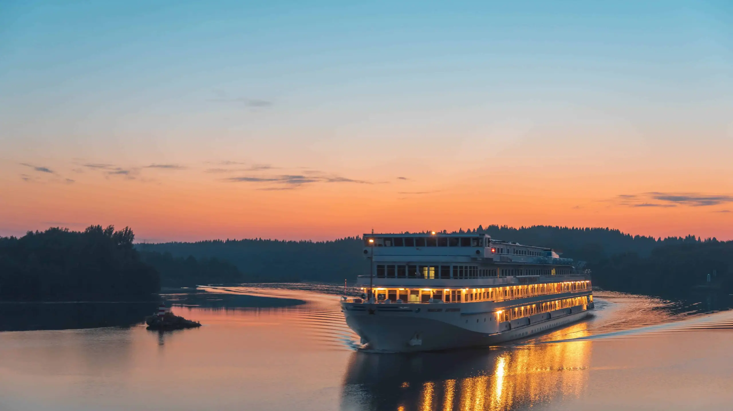 Cruise Dinner.jpg