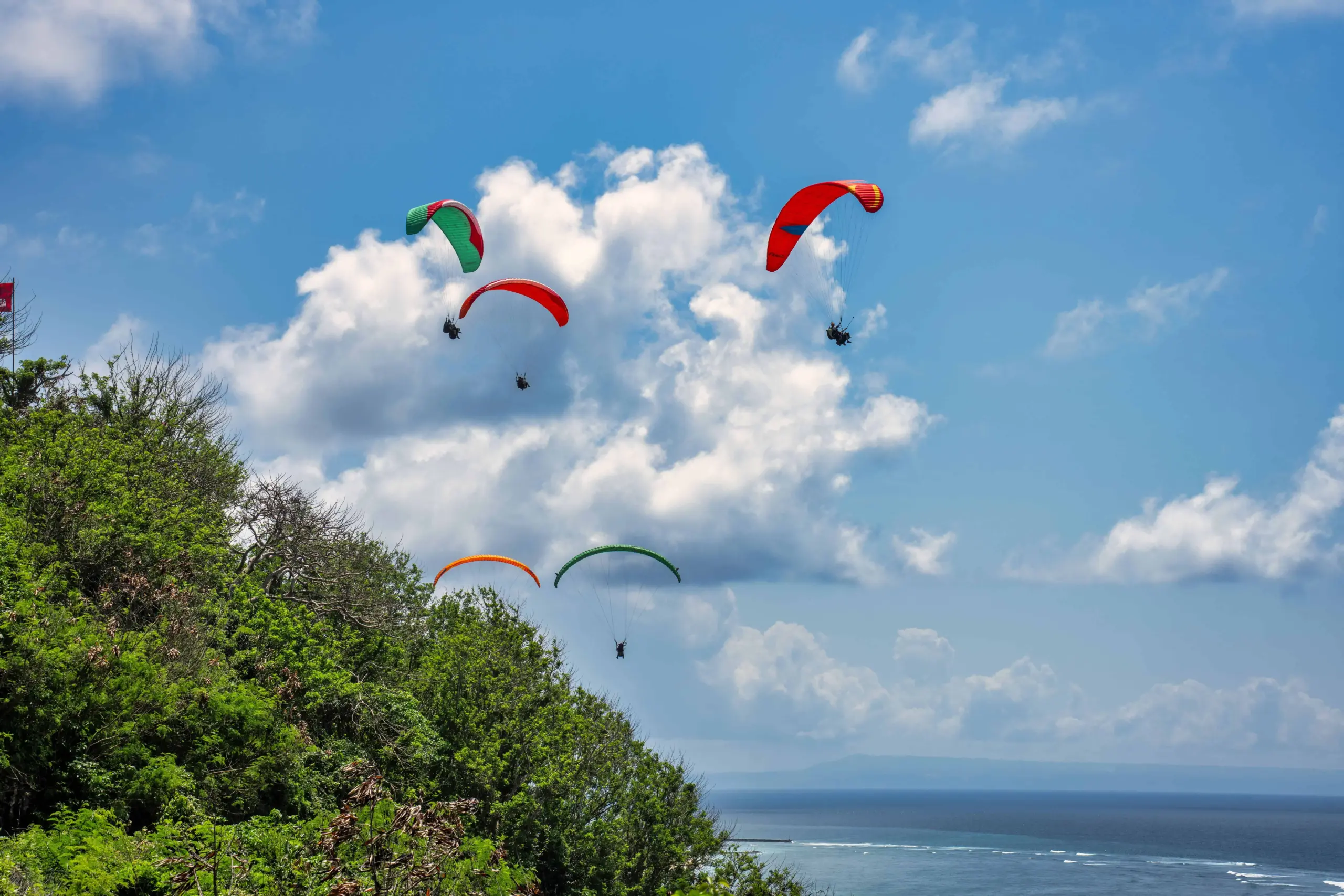 Paragliding Bali.jpg